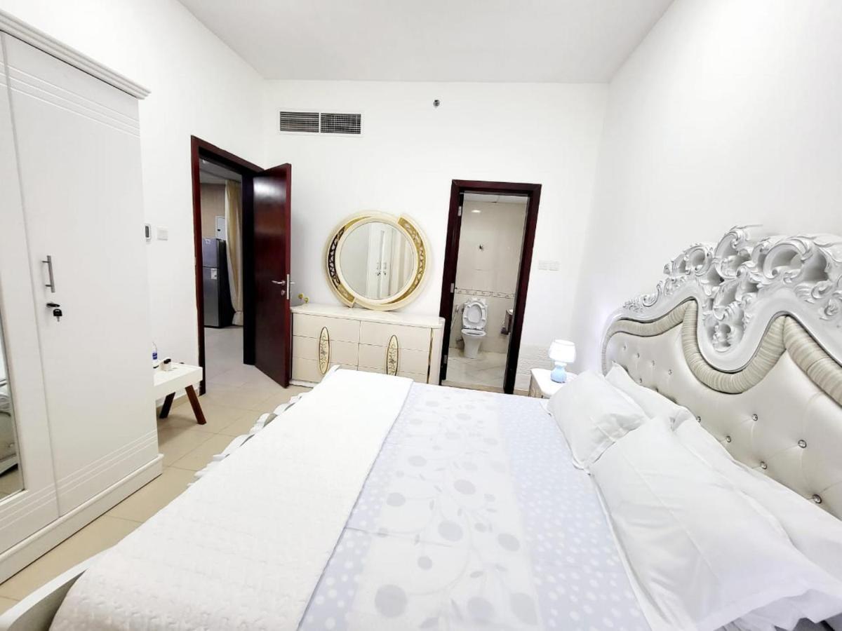 Cheap Holiday Home Ajman Exterior photo