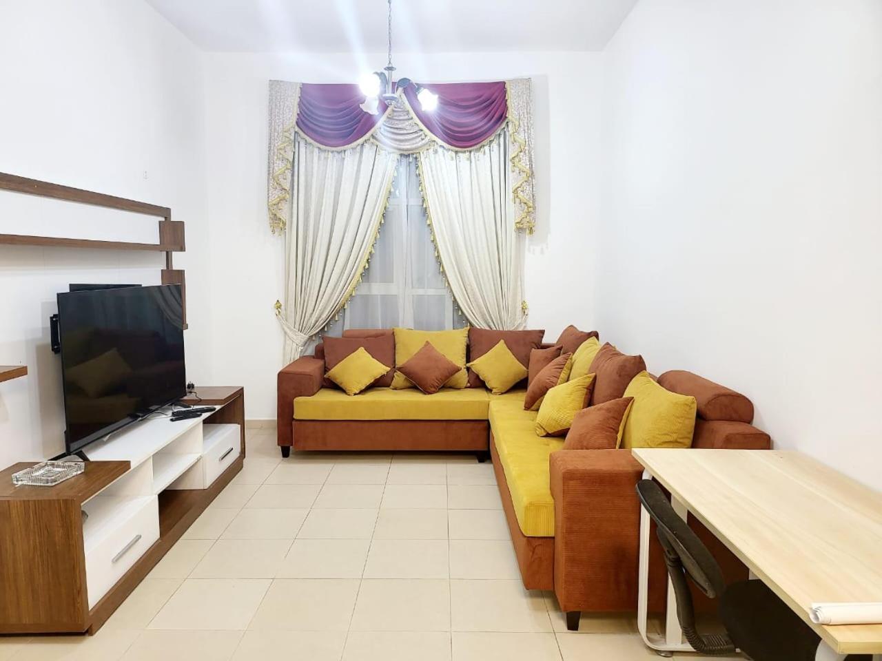 Cheap Holiday Home Ajman Room photo